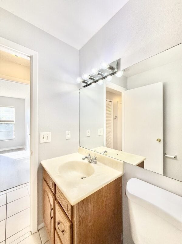 Building Photo - 3455 Countryside Blvd