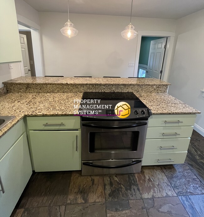 Building Photo - 1136 E 1300 S
