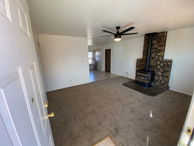 Building Photo - Three Bedroom Bayfield House with Large Fe...