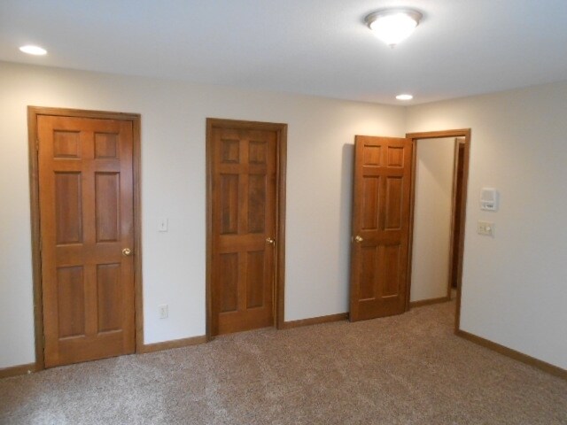 Building Photo - 210 Windward Ct