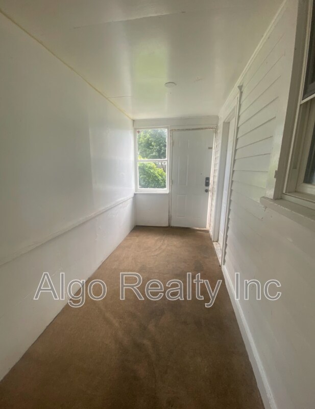 Building Photo - 2117 N Ilion Ave