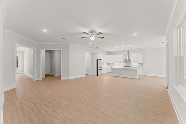 Building Photo - 287 J Hunters Way