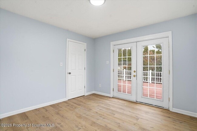 Building Photo - 21 Circle Dr