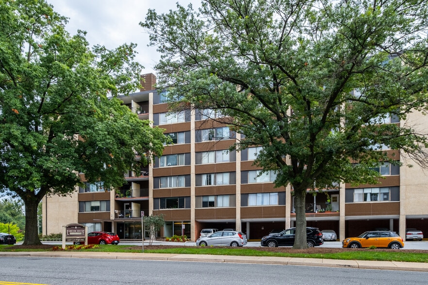 Building Photo - 4401 Lee Hwy