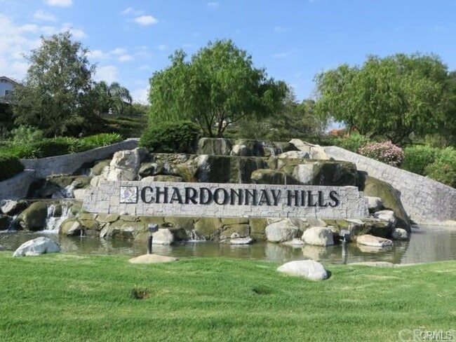 Building Photo - Chardonnay Hills 4 Bedroom