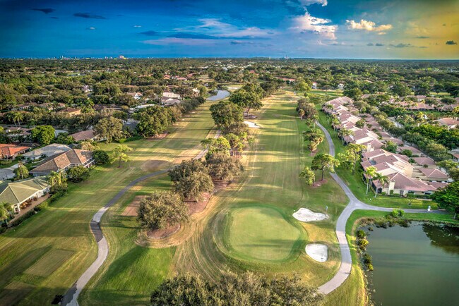 Building Photo - 229 Old Meadow Way