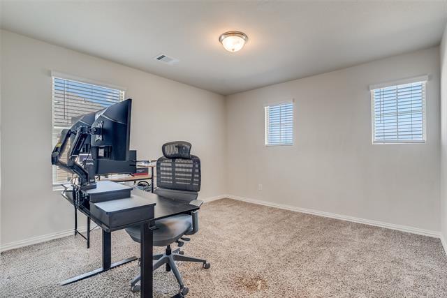 Building Photo - 10901 Tamarisk Dr