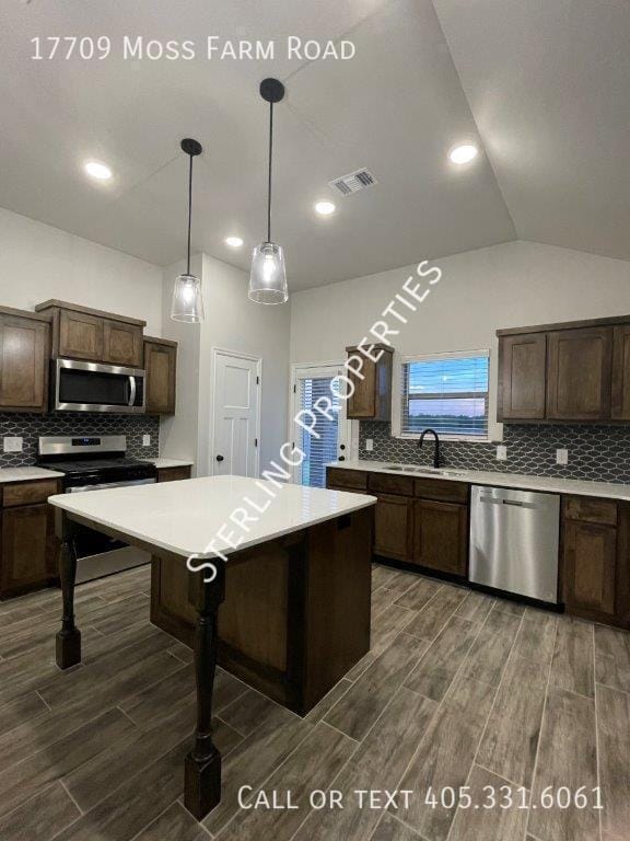 Building Photo - 17709 Moss Farm Rd