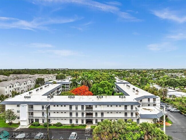 Building Photo - 4025 N Federal Hwy
