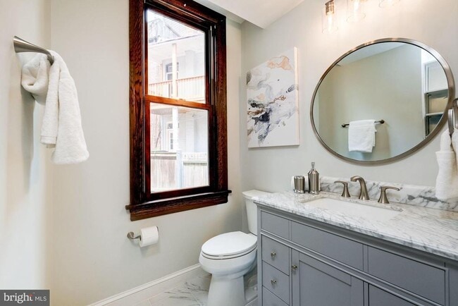 Building Photo - 1505 Harvard St NW