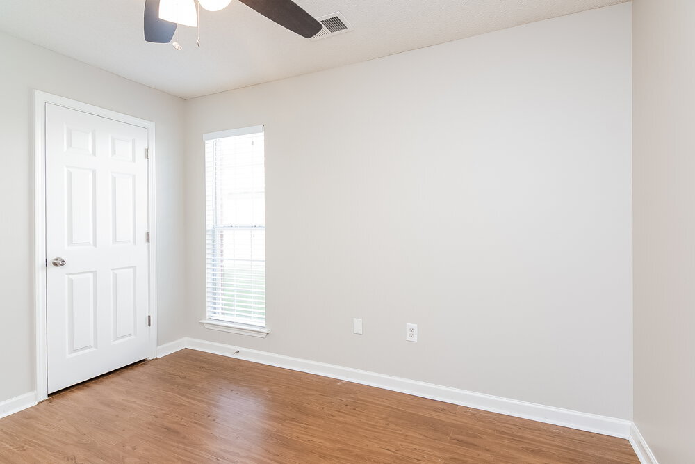 Building Photo - 7366 Pecan Meadow Dr E