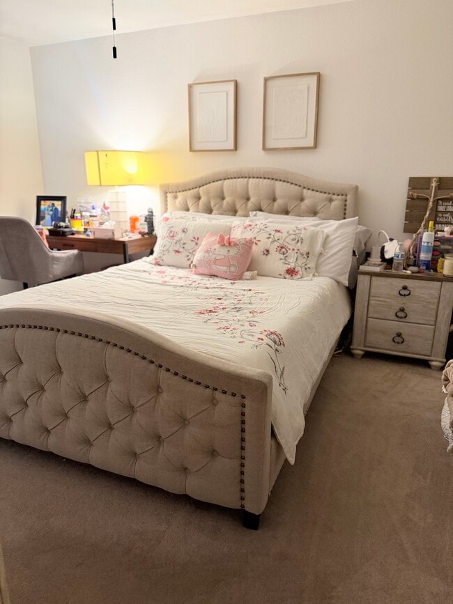 Building Photo - Grazia Way