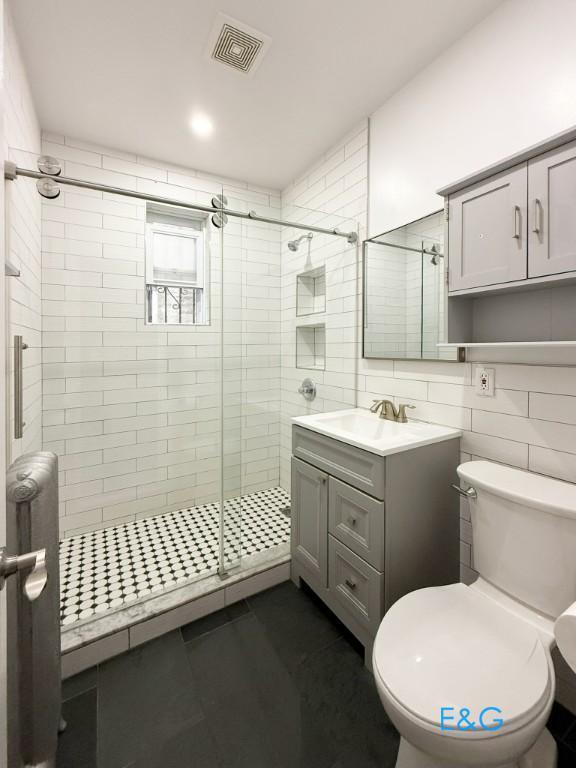 Building Photo - 3 bedroom in BROOKLYN NY 11237
