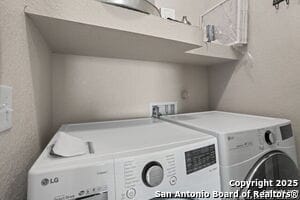 Building Photo - 103 Sample St