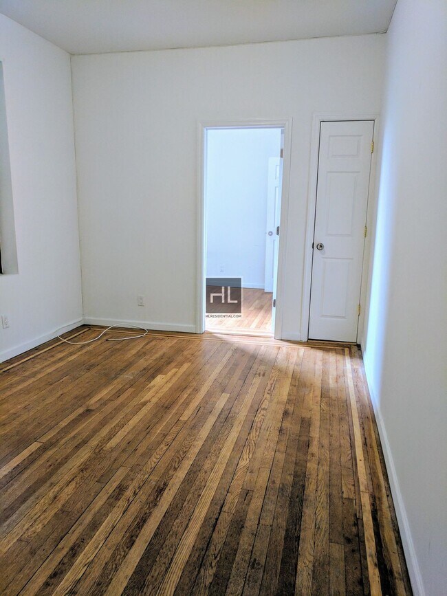 Building Photo - 38 STREET