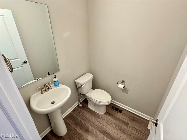 Building Photo - 23755 Rebecca Ln
