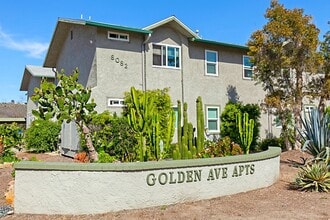 Building Photo - "Coming Soon" Upper floor 1 bedroom in quiet neighborhood with parking, AC - close to San Diego