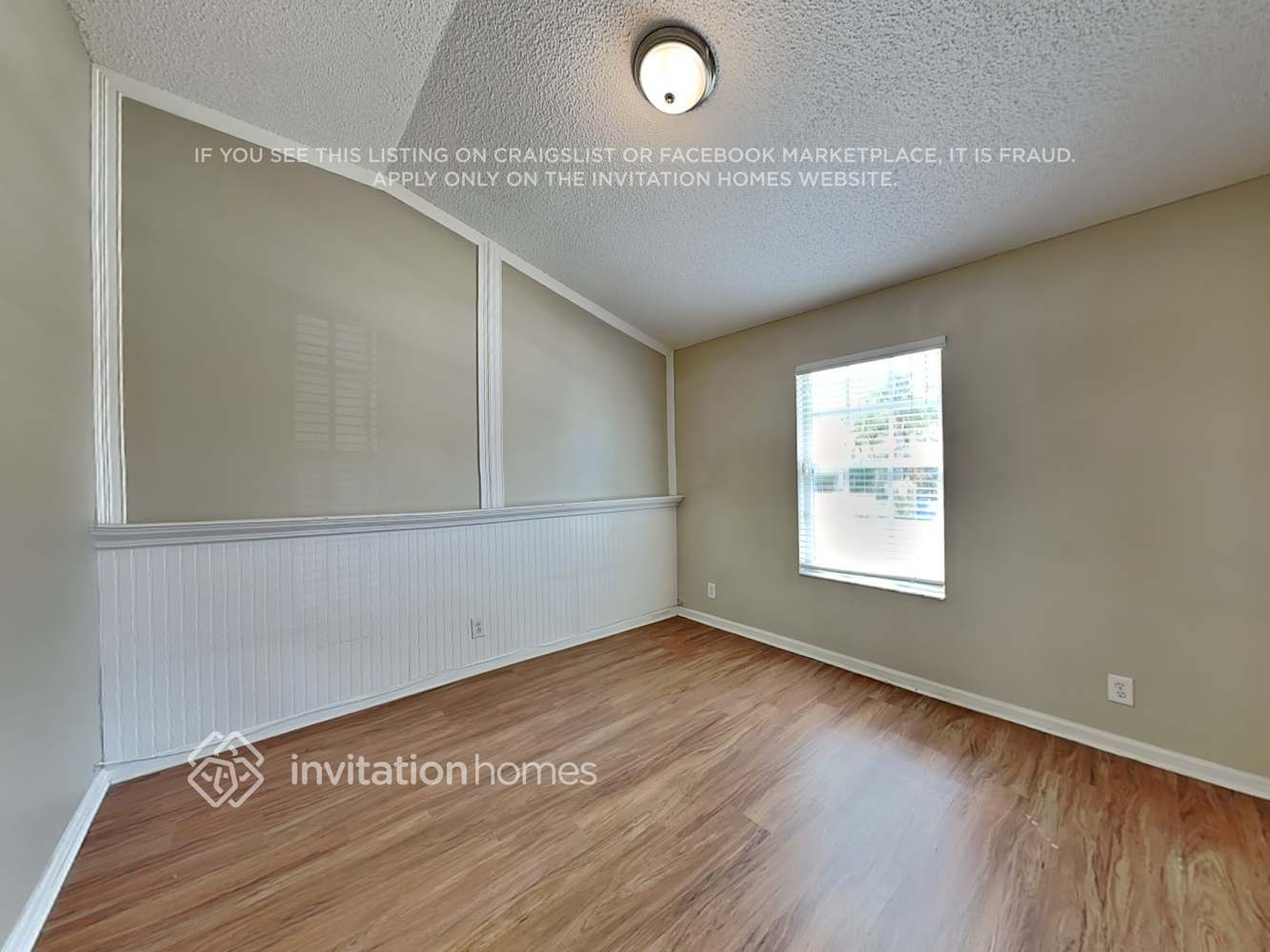 Building Photo - 13297 Emerald View Ct