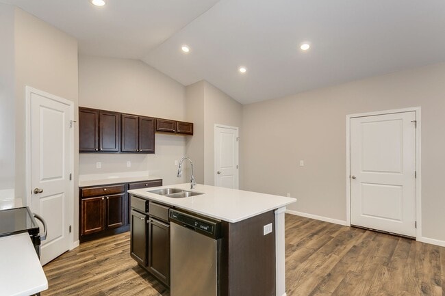 Building Photo - 3 Bedroom in Maize Schools!