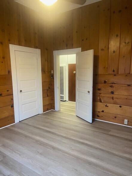 Primary Bedroom - view 3 - 2104 Castro St