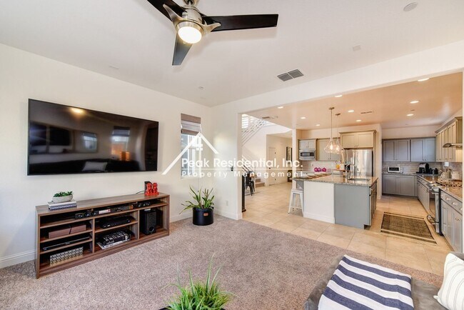 Building Photo - 4 Bedroom, 3 Bath Home in Rancho Cordova