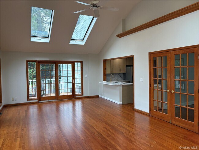 Building Photo - 177 Puritan Dr