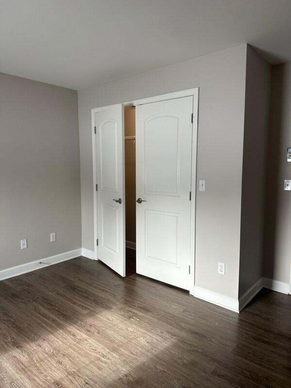 Building Photo - 1611 S Main St