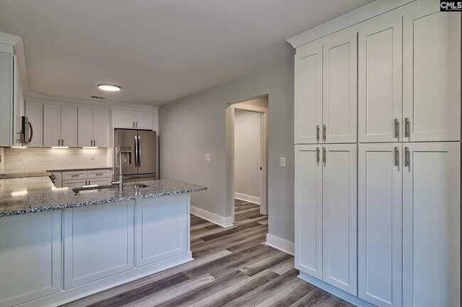 Building Photo - 209 Lynch Ln