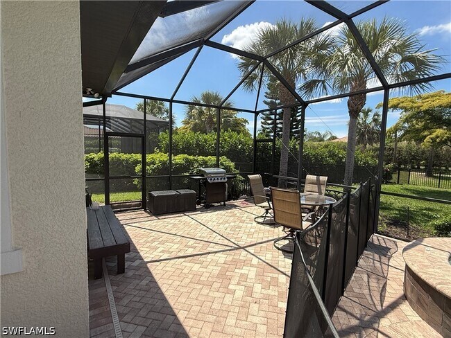 Building Photo - 10124 Belcrest Blvd