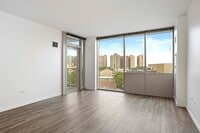 Building Photo - 3750 N Halsted St