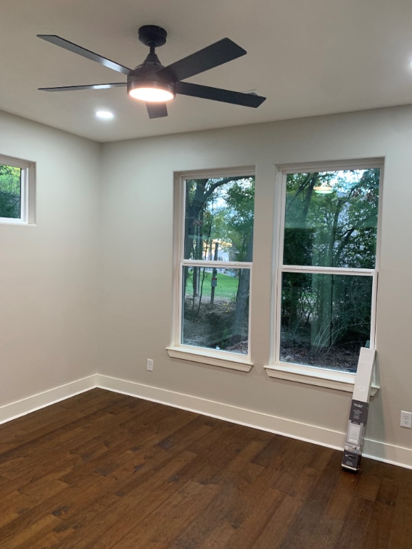 Building Photo - 3106 Manorwood Dr