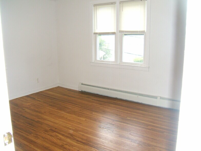 Building Photo - 273 Pearl Harbor St