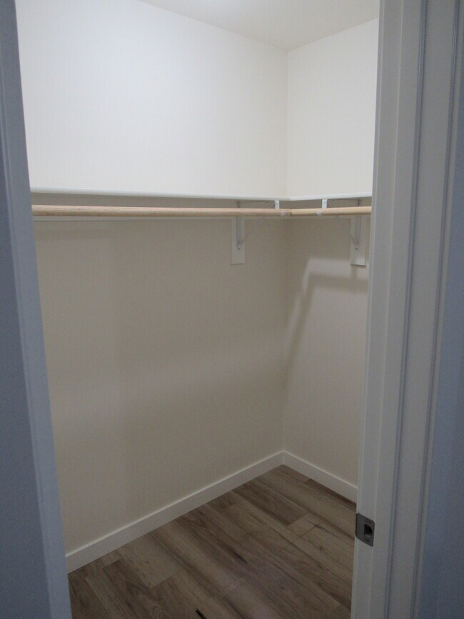 Master closet - 2317 E 27th St