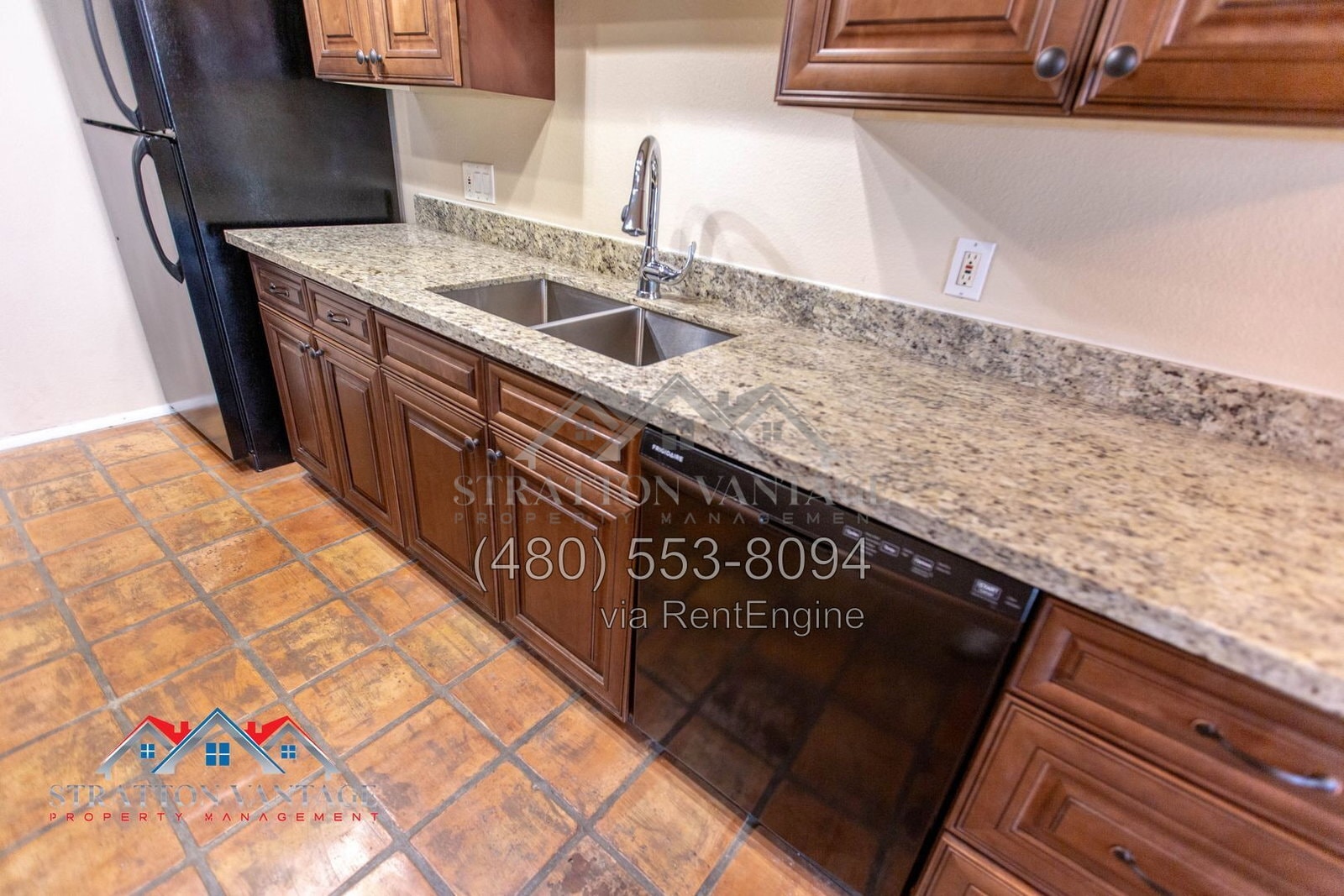 Building Photo - 1143 E Sandpiper Dr
