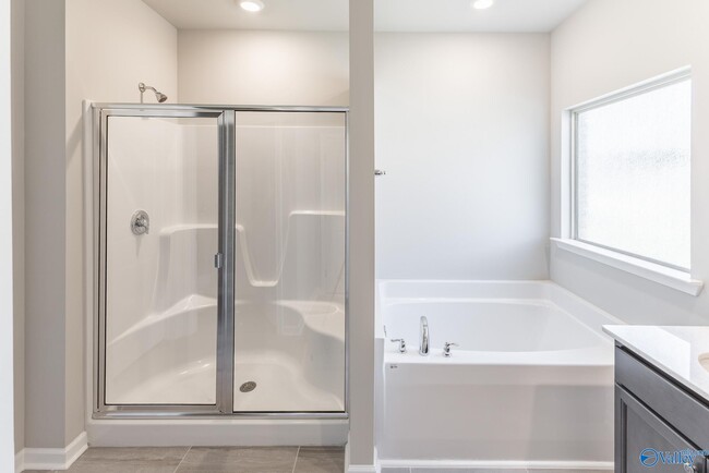 Building Photo - 290 Caudle Dr