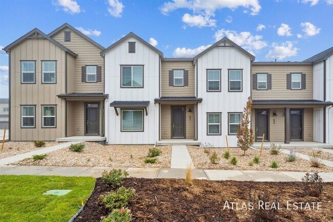 Building Photo - 633 Leland Aly