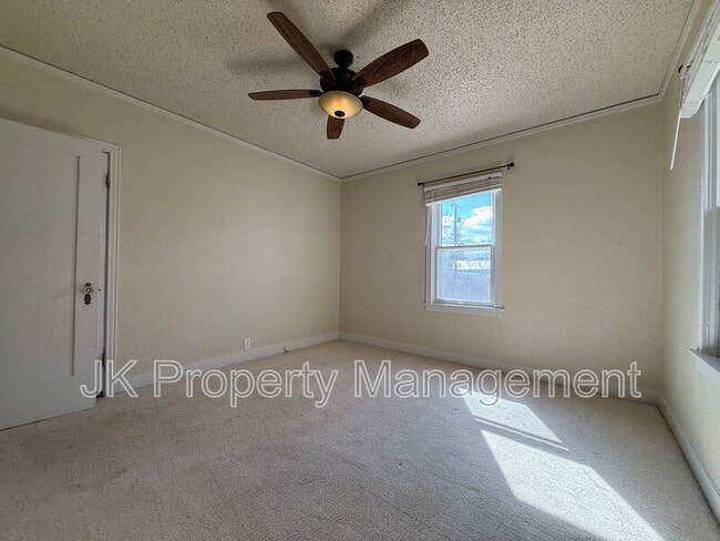 Building Photo - 2716 Central Ave