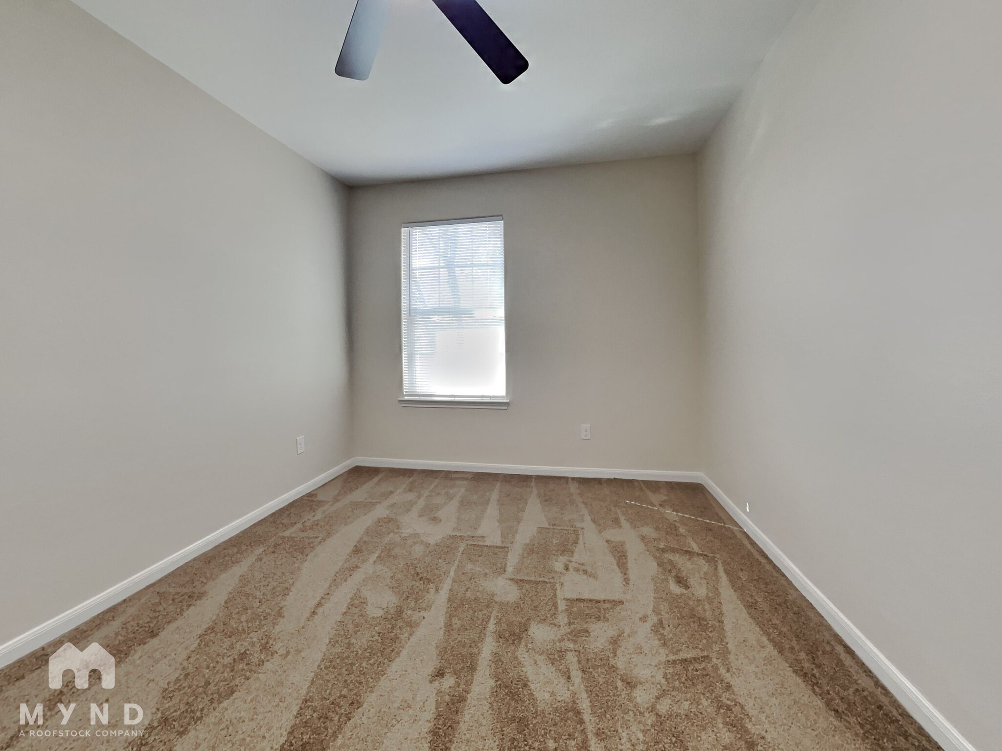 Building Photo - 6128 Sidney St