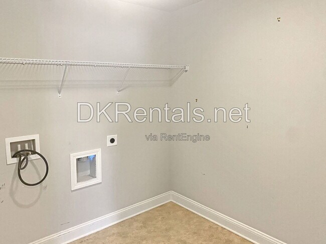 Building Photo - 582 Warrenton Run Dr