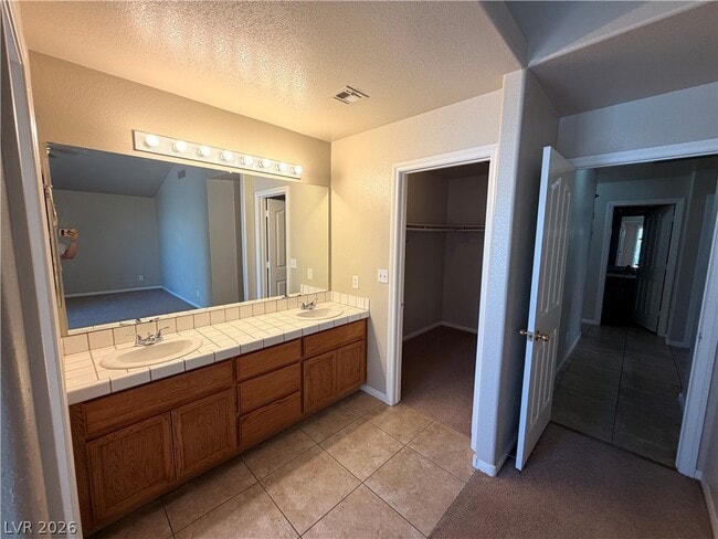 Building Photo - 3106 Alfa Romero Ave