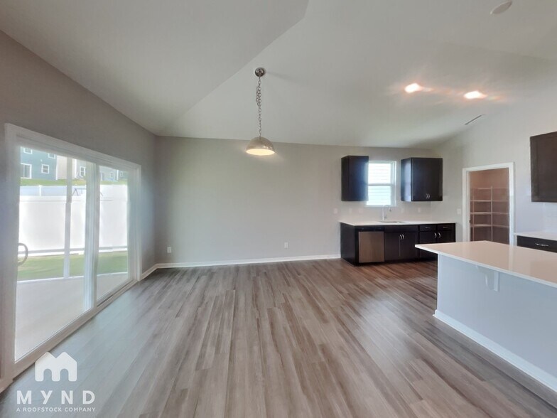 Building Photo - 3372 Belterra Pt Dr