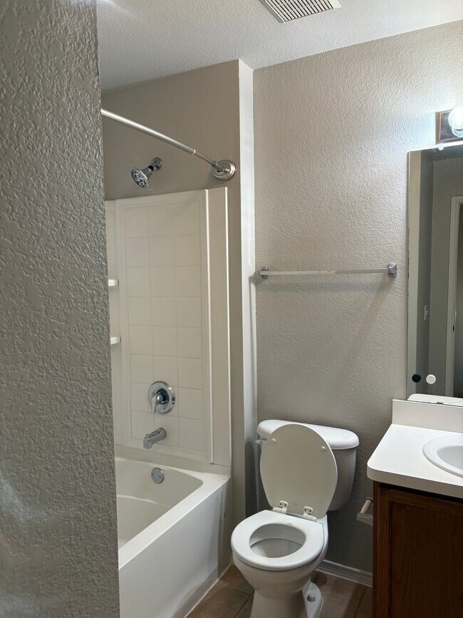 Building Photo - 4113 Macy Ln