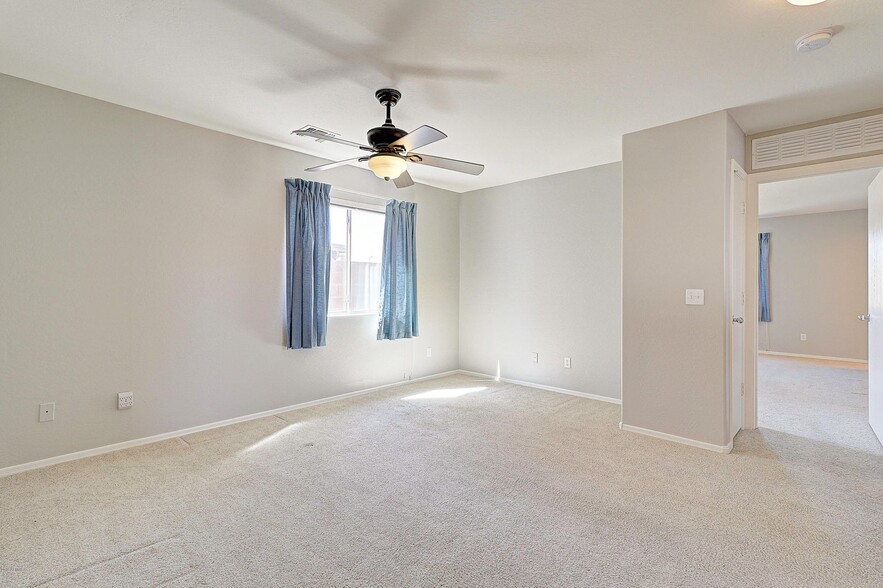 Family Room /Office Area - 25586 W North Star Ln