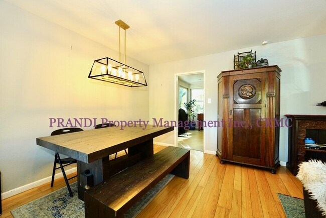 Building Photo - 1501 Park Ct