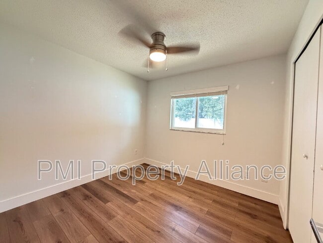 Building Photo - 2300 Elizabeth Ave