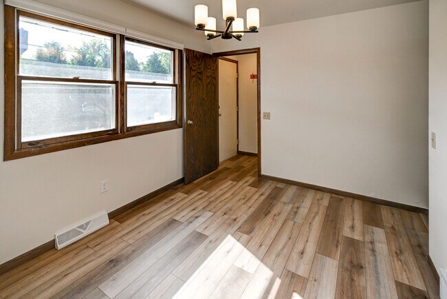 Building Photo - Katzfey-6715-6717 Century Ave