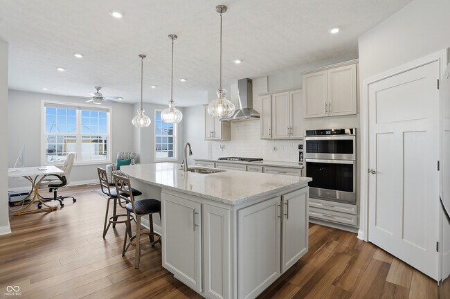 Building Photo - 16067 Loire Valley Dr