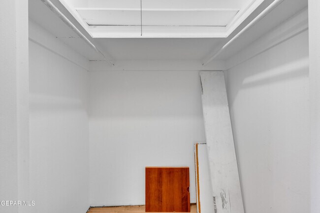 Building Photo - 4200 Wallington Dr