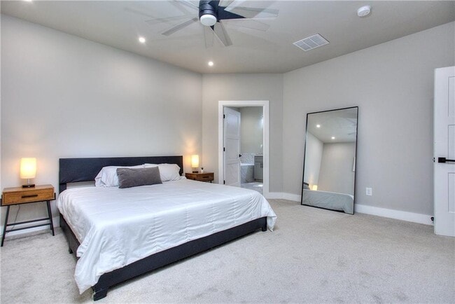 Building Photo - 419 McInnes Cir