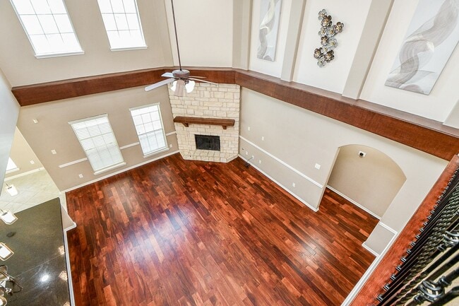 Building Photo - 26011 Pebble Terrane Ln